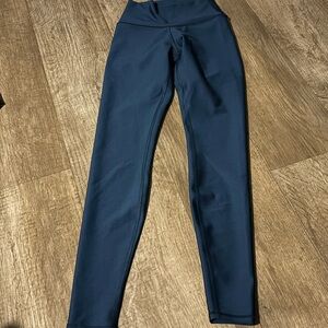 ALO High-Rise Navy Blue Active Leggings  size XS